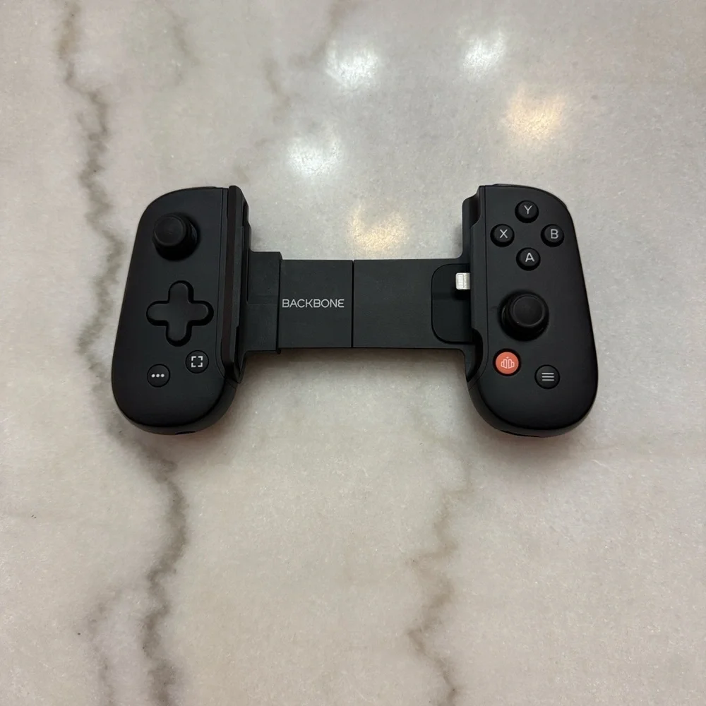 BACKBONE One Mobile Gaming Controller for iPhone (Lightning)PlayStationEd.1stGen